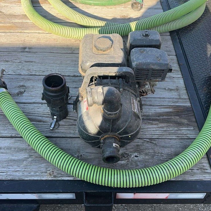 Pacer Pump with 550 Briggs Stratton Engine 2” hose 5’ long