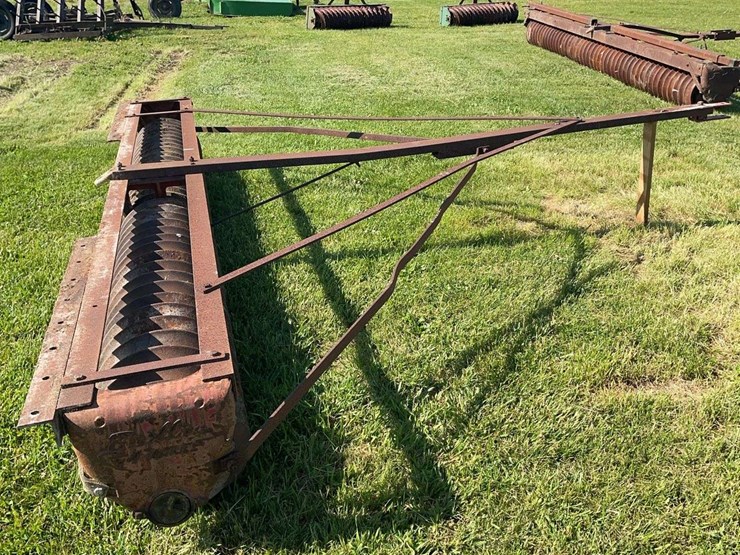 12-foot-cultipacker-image-1