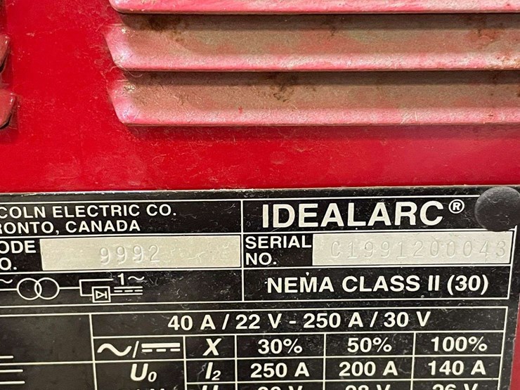 lincoln-electric-idealarc-250-ac/dc-welder-image-9