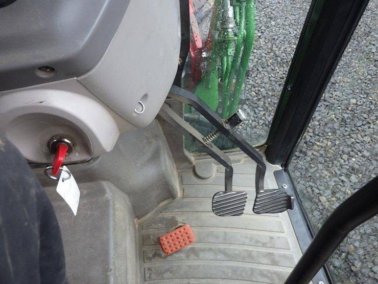 2019-john-deere-gn-image-25