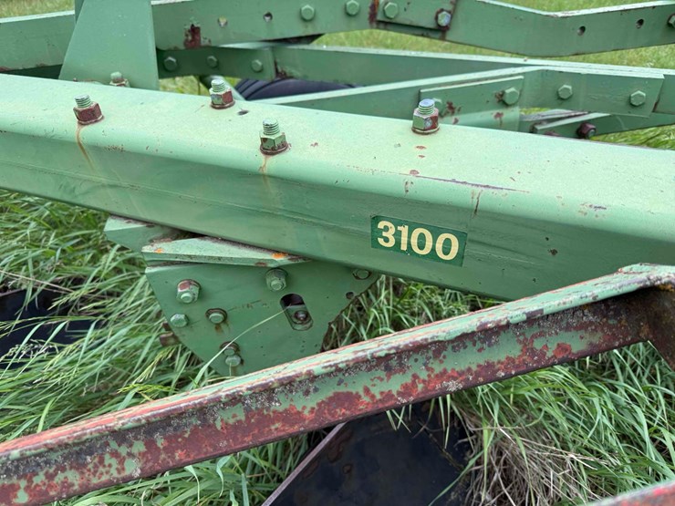 john-deere-3100-image-4