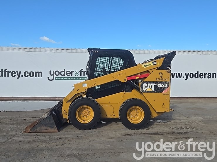 2017-caterpillar-262d-image-2