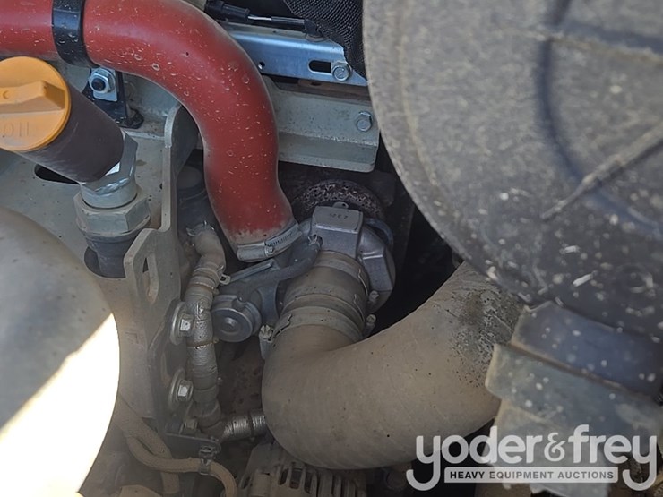 2022-takeuchi-tl12v2-image-33