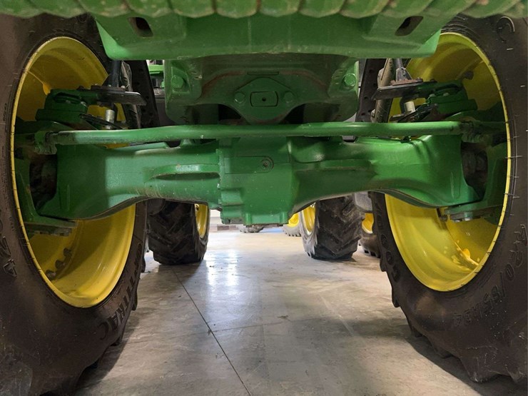 2012-john-deere-7260r-image-84