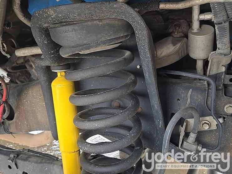 2013-ford-f450-image-17