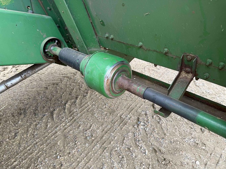 john-deere-212-image-7
