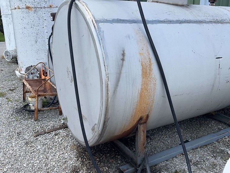 stainless-steel-diesel-tank-and-pump---15’-long-x-63”-diameter---approximately-2500-gal.-image-17