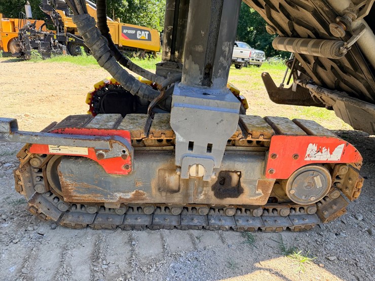 2011-wirtgen-w200-image-57