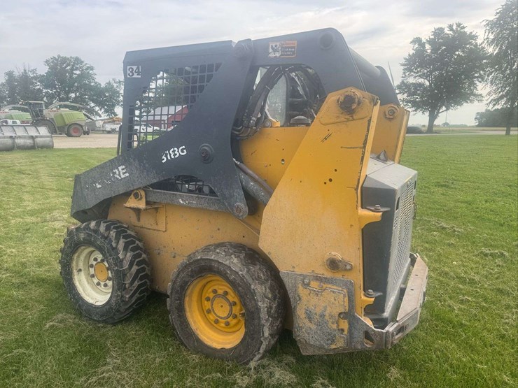 deere-318g-image-4