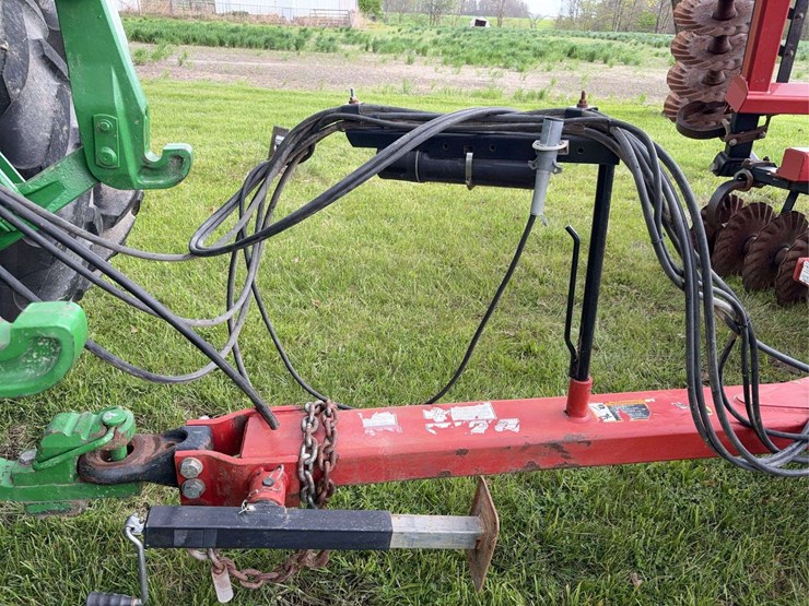 case-ih-330-image-20