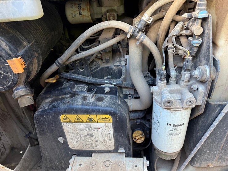 2022-bobcat-t66-image-16