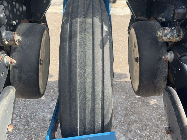 kinze-3650-image-13
