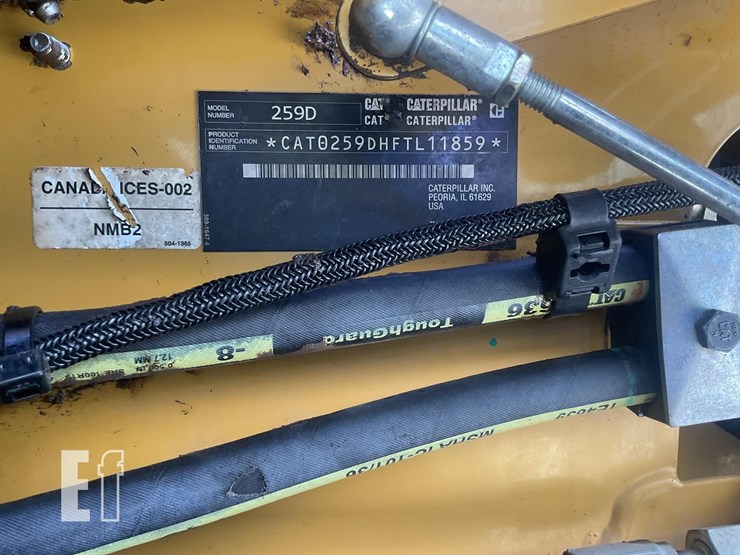 2017-caterpillar-259d-image-17