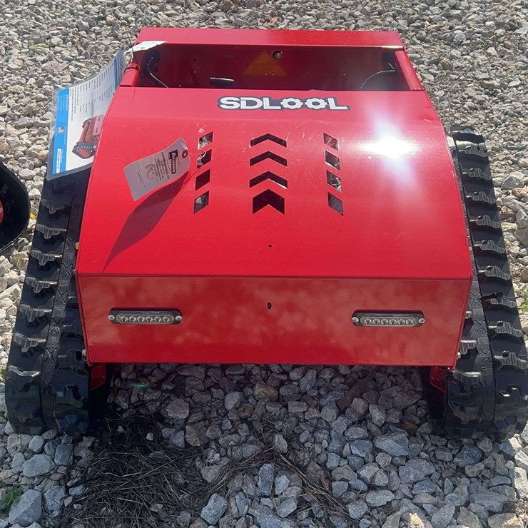 SDLOOL SL800 Remote Control Crawler Lawn Mower