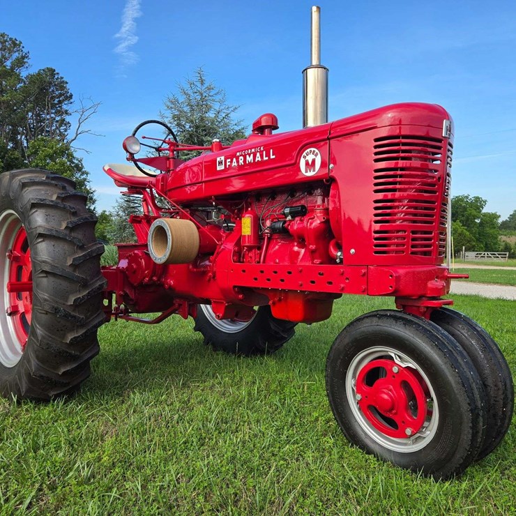 1952 INTERNATIONAL SUPER M