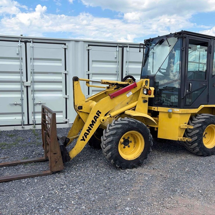 YANMAR V4