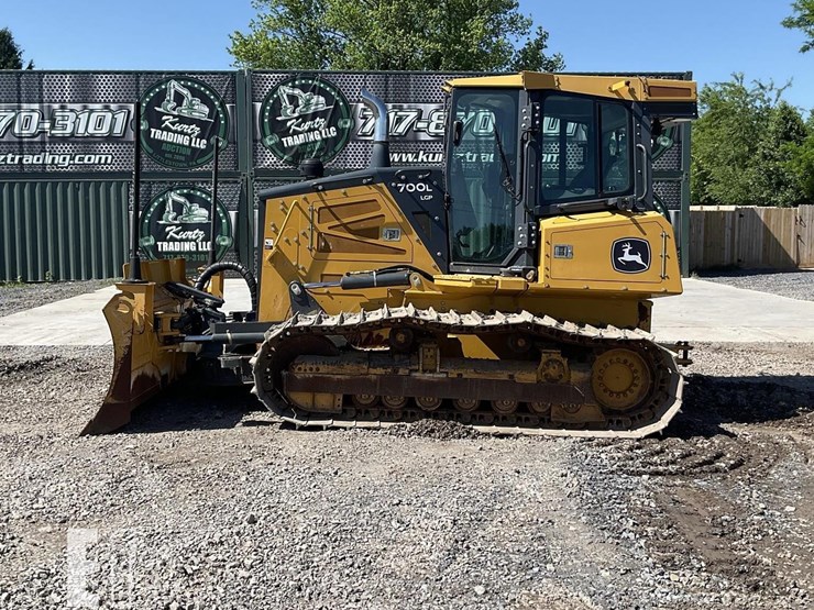 2022-deere-700l-lgp-image-1
