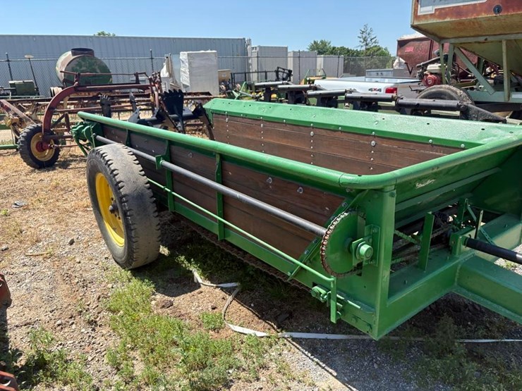 john-deere-34-image-4