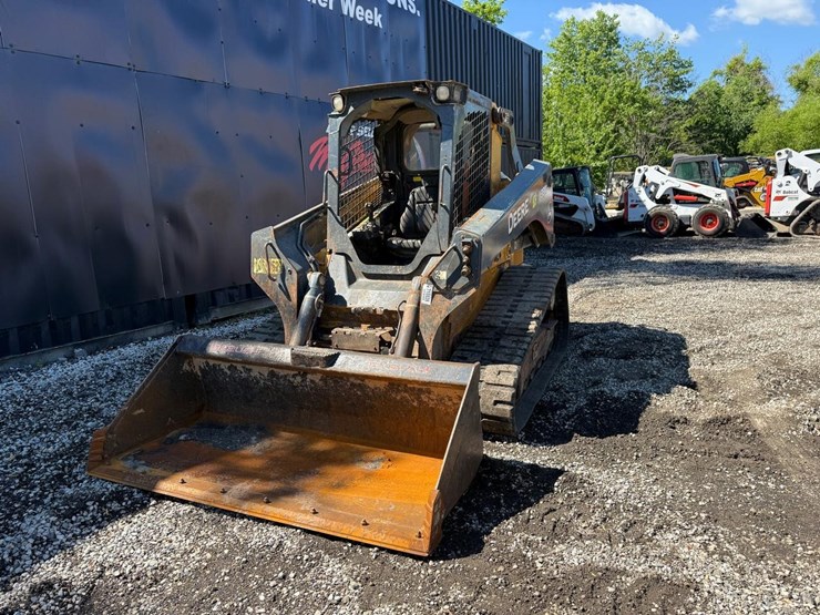 2017-deere-331g-image-8