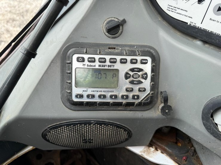 2019-bobcat-s650-image-19