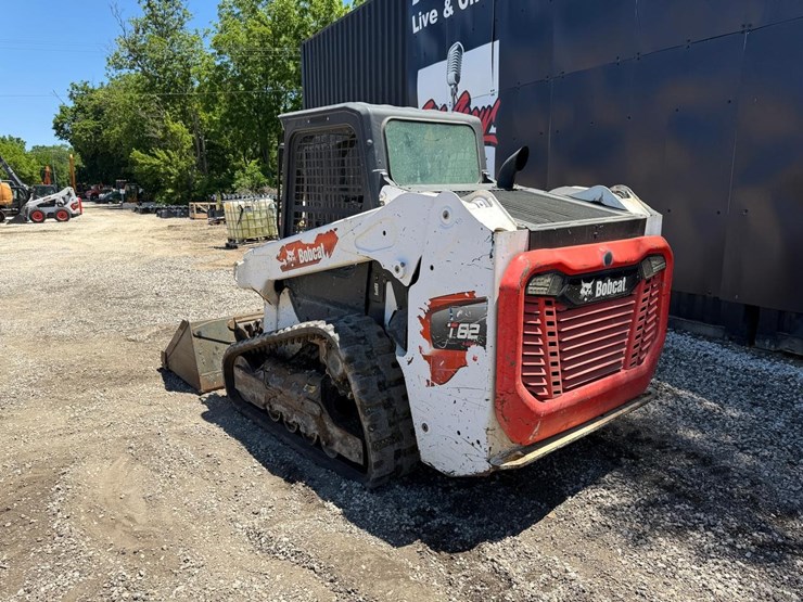 2022-bobcat-t62-image-2