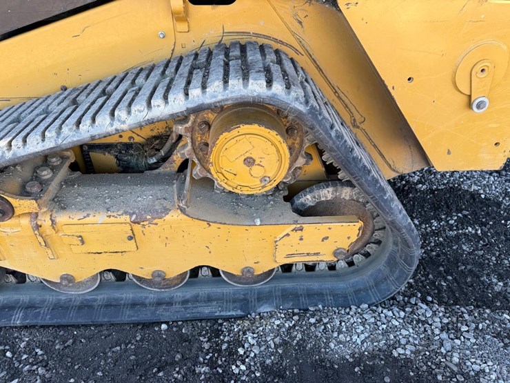 2021-caterpillar-259d3-image-20