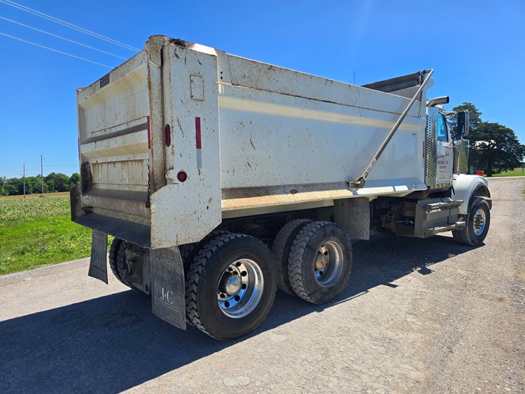 2020-western-star-4900-image-10