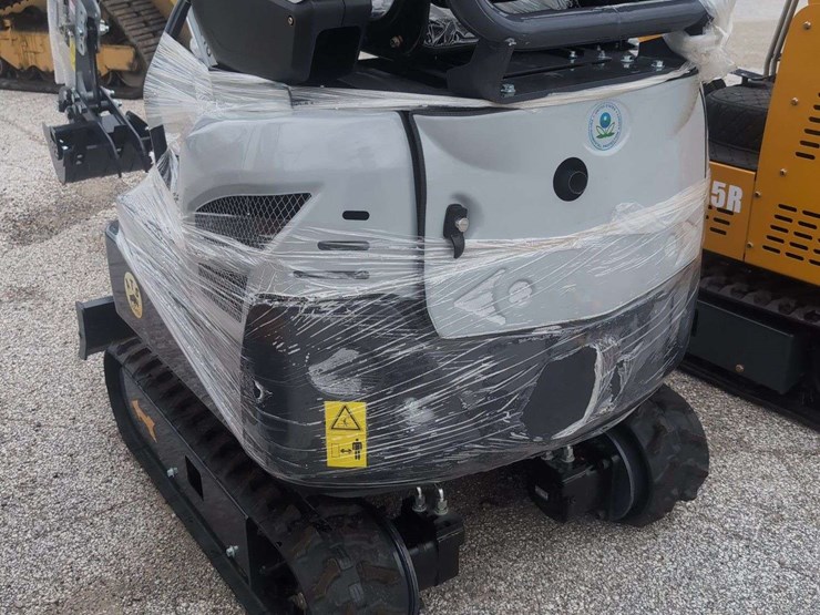ats-mini-excavator-ats-me18---11.4-hp---grey-image-5