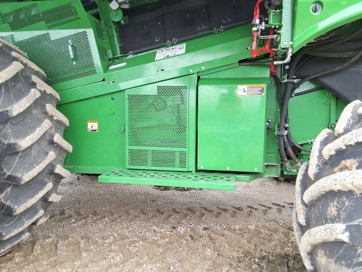 2023-john-deere-s780-image-22