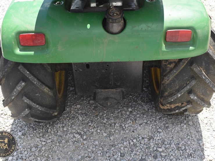 john-deere-210-image-18