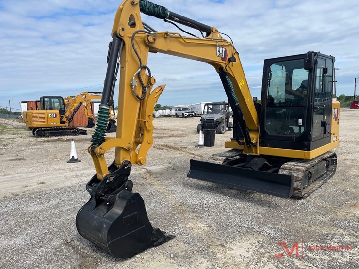 caterpillar-305.5e2-image-3
