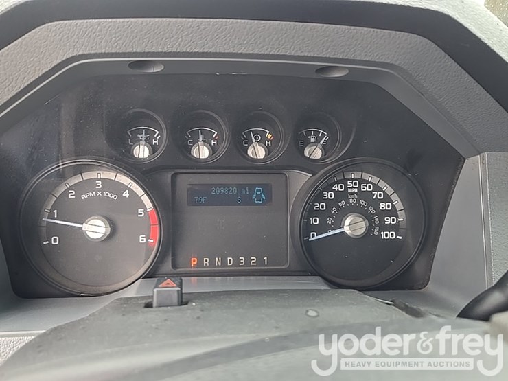 2013-ford-f450-image-65