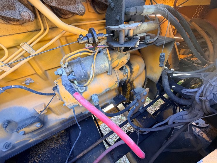 2000-john-deere-6-image-85