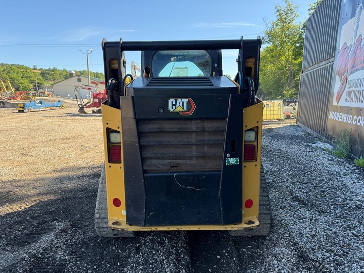 2023-caterpillar-259d3-image-3