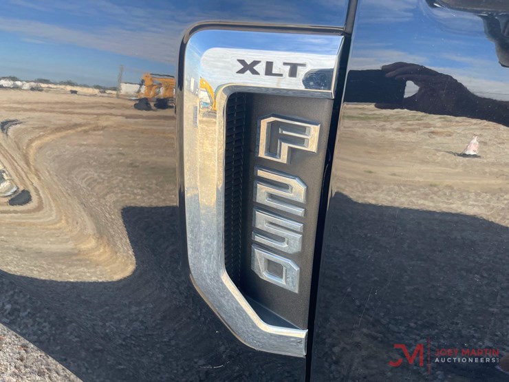2019-ford-f250-xlt-image-18