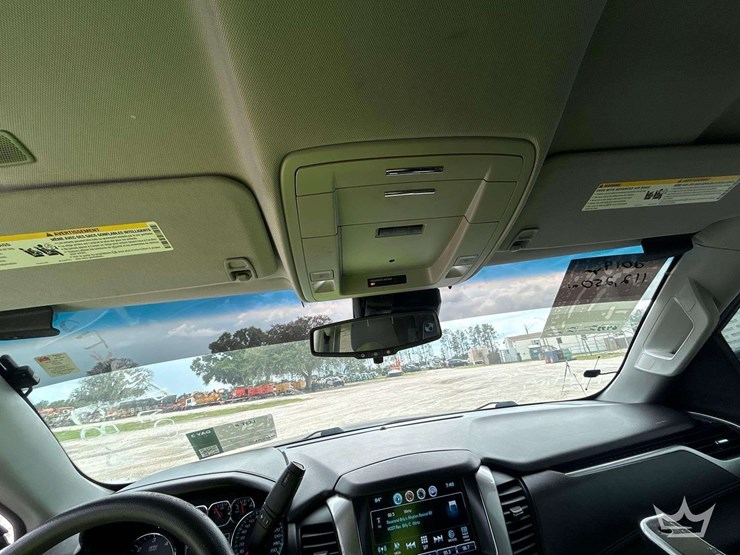 2019-chevrolet-tahoe-image-19