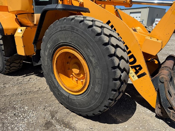 hyundai-hl940-image-10