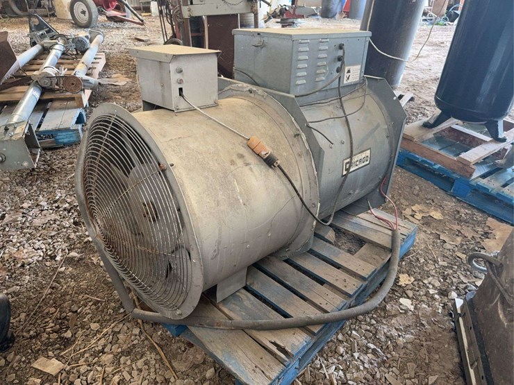 sukup-grain-bin-fan-and-burner,-3-phase,-bin-blew-down,-good-fan,-26''-image-3