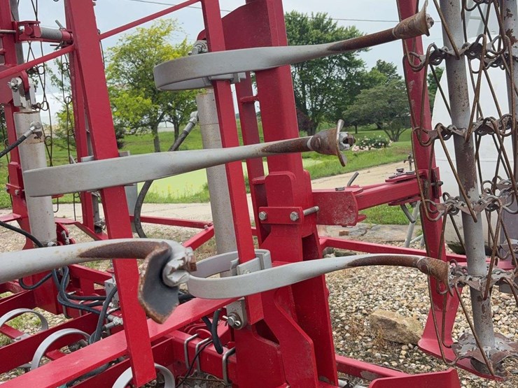 kongskilde-3pt-field-cultivator-image-18