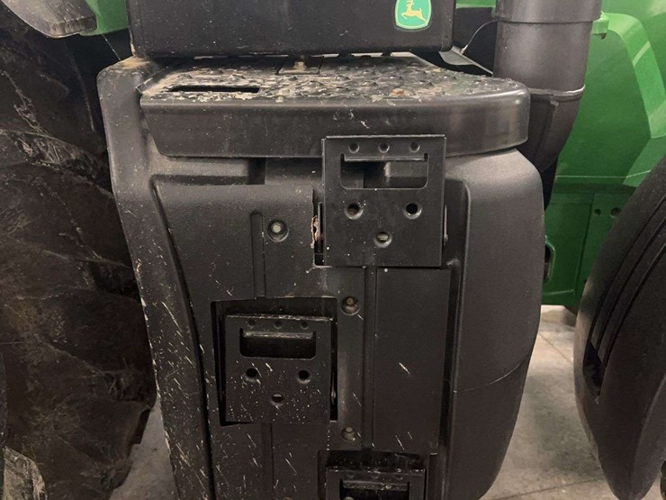 2012-john-deere-7260r-image-68