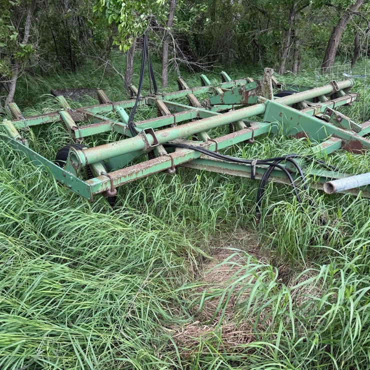 JOHN DEERE 1000