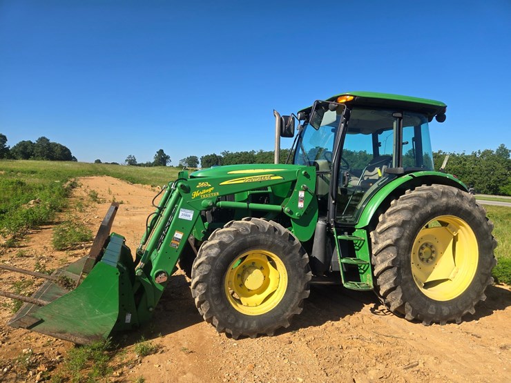 2010-john-deere-6115d-image-4