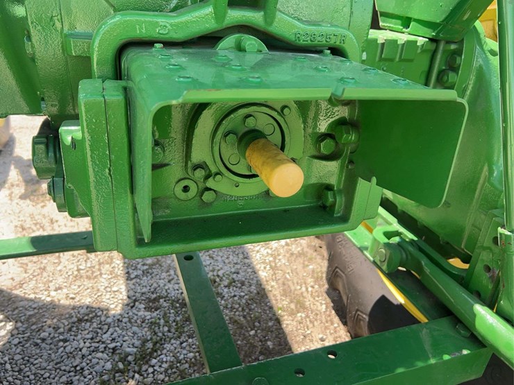 john-deere-4010-image-51