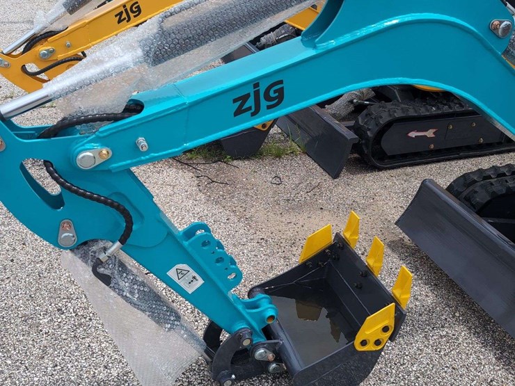zjg-mini-excavator-zj-12---blue-image-2