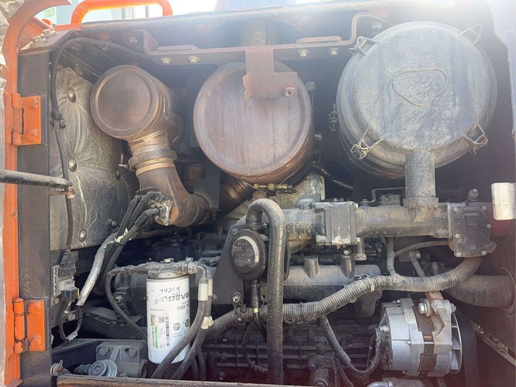 2021-doosan-dl220-5-image-46