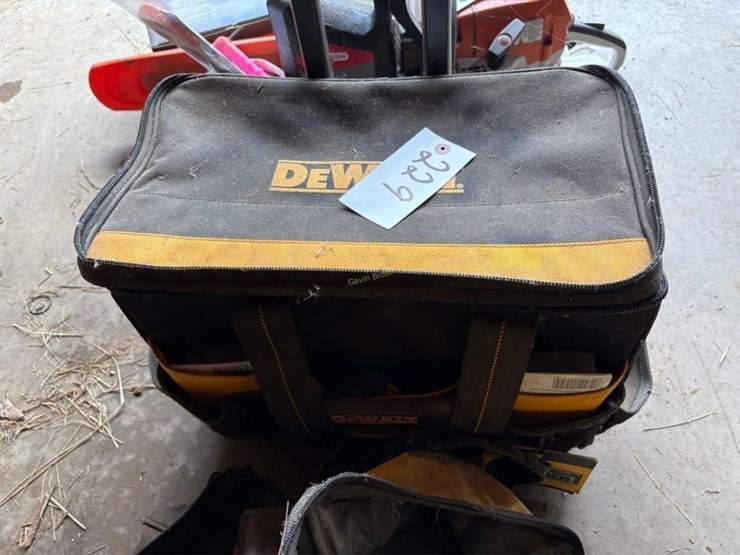 dewalt-bags-&-some-contents-image-5