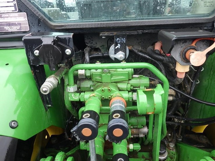 2019-john-deere-gn-image-31