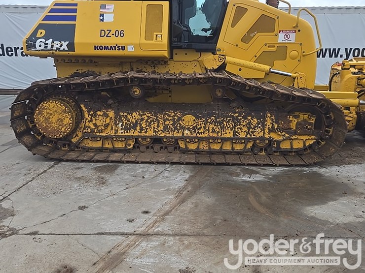 2022-komatsu-d61px-24-image-14