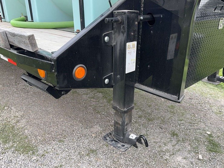 44’-pj-gooseneck-tender-trailer---2-tanks-and-eductor-included.-image-25