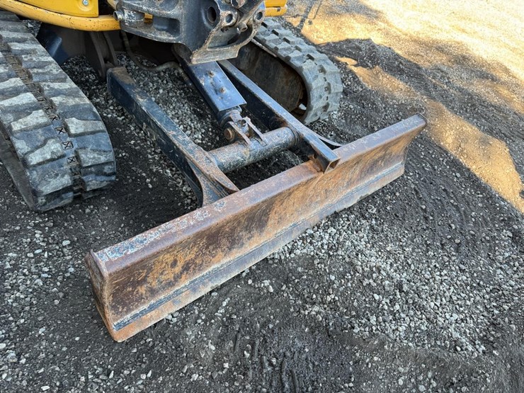 deere-35g-image-10